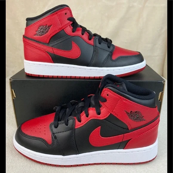 Jordan | Shoes | Nike Air Jordan Mid Banned Black Gym Red  display picture 3
